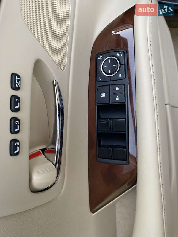 Внедорожник / Кроссовер Lexus RX 2015 в Киеве