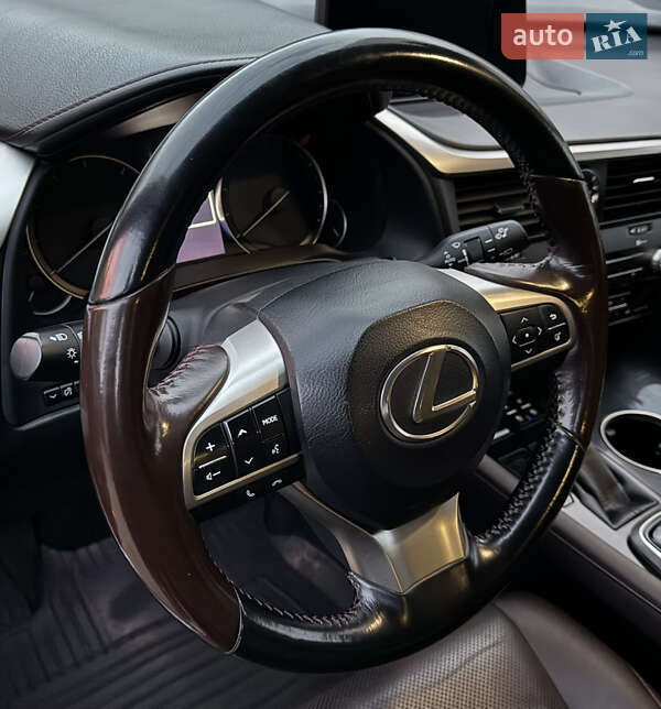 Позашляховик / Кросовер Lexus RX 2016 в Києві