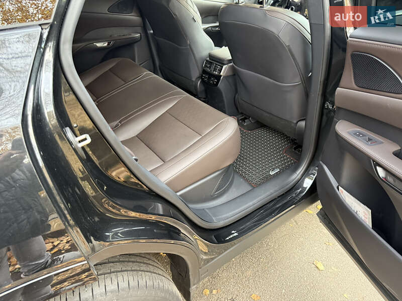 Внедорожник / Кроссовер Lexus RX 2024 в Киеве фото 11 Внедорожник / Кроссовер Lexus RX 2024 в Киеве