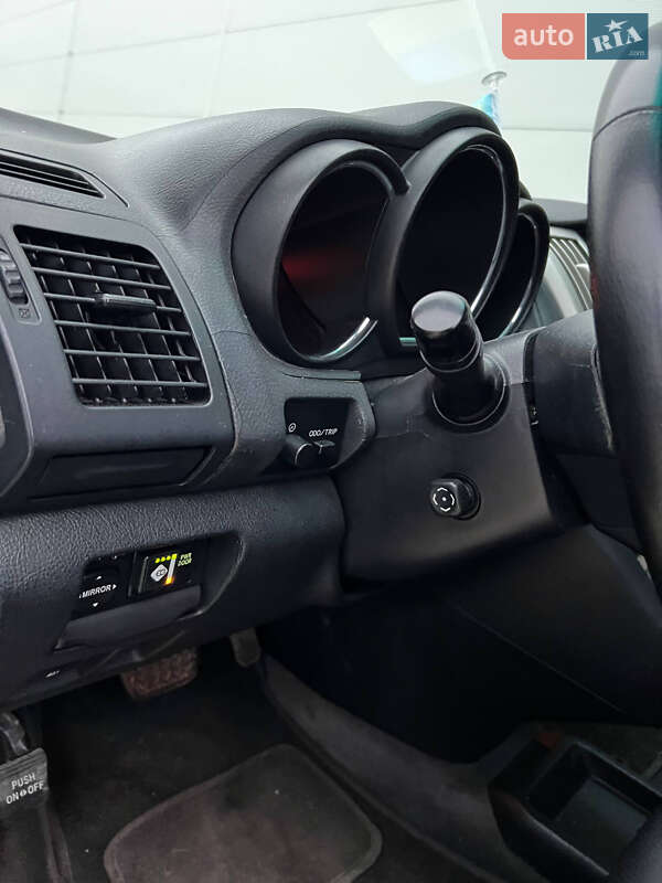 Позашляховик / Кросовер Lexus RX 2003 в Києві