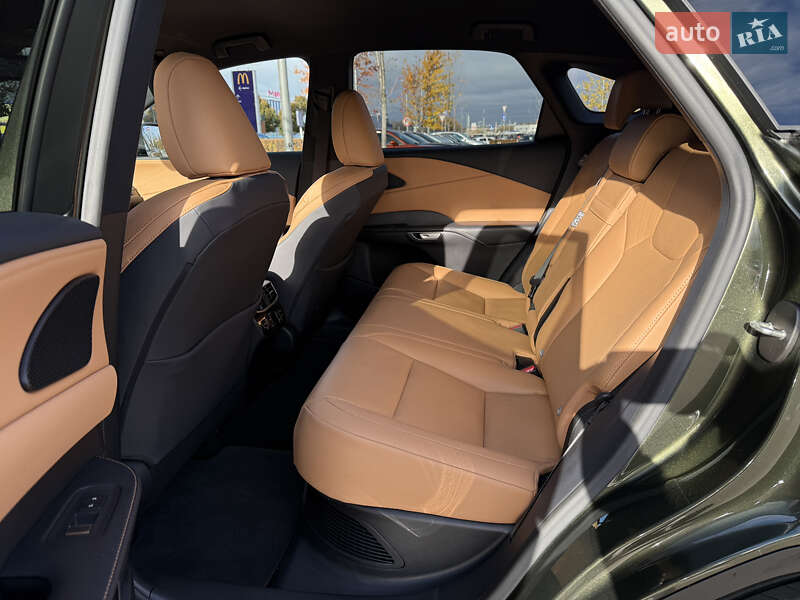 Внедорожник / Кроссовер Lexus RX 2023 в Киеве фото 26 Внедорожник / Кроссовер Lexus RX 2023 в Киеве