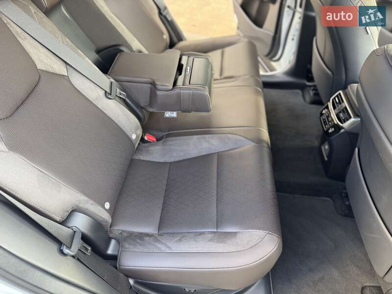 Внедорожник / Кроссовер Lexus RX 2023 в Киеве