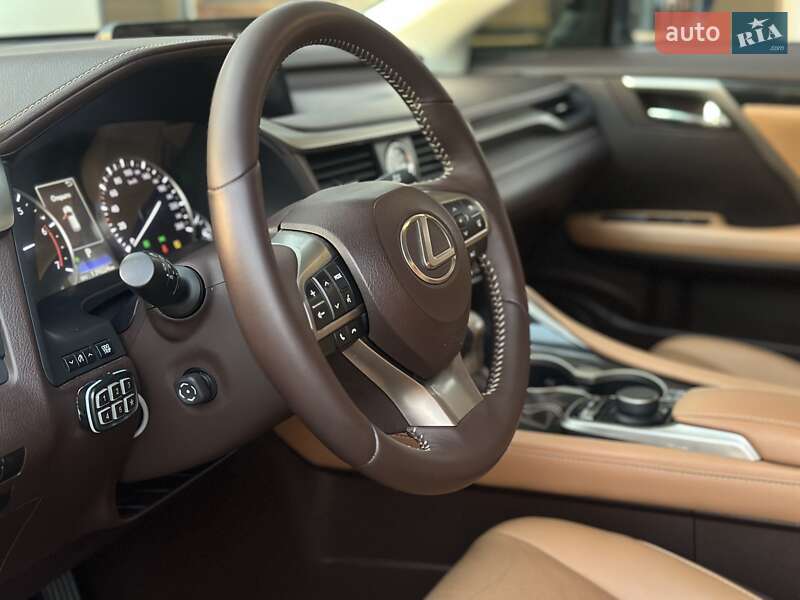 Внедорожник / Кроссовер Lexus RX 2017 в Киеве