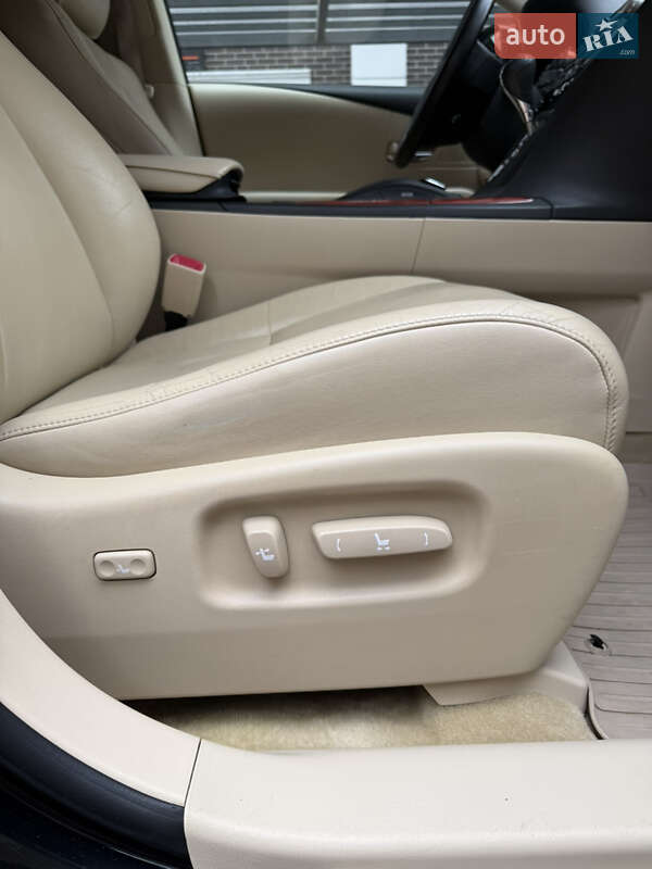 Позашляховик / Кросовер Lexus RX 2011 в Києві фото 37 Позашляховик / Кросовер Lexus RX 2011 в Києві
