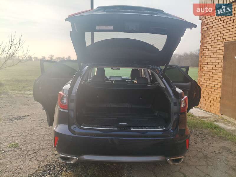 Внедорожник / Кроссовер Lexus RX 2017 в Кривом Роге