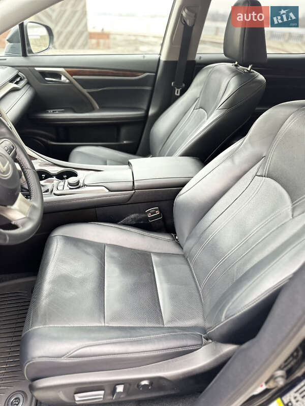 Внедорожник / Кроссовер Lexus RX 2016 в Киеве фото 19 Внедорожник / Кроссовер Lexus RX 2016 в Киеве