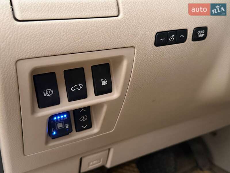 Внедорожник / Кроссовер Lexus RX 2011 в Харькове