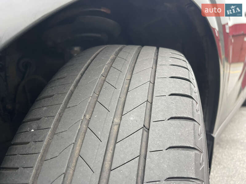 Позашляховик / Кросовер Lexus RX 2023 в Києві