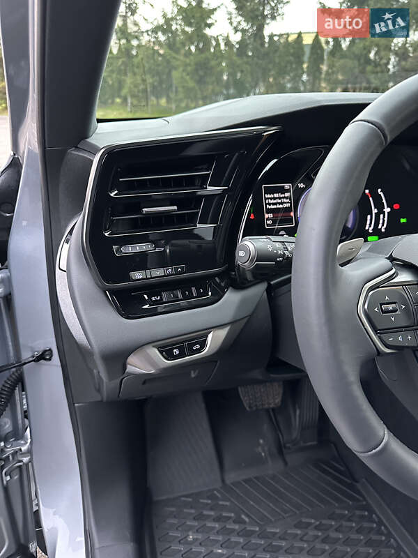 Позашляховик / Кросовер Lexus RX 2024 в Тернополі фото 35 Позашляховик / Кросовер Lexus RX 2024 в Тернополі