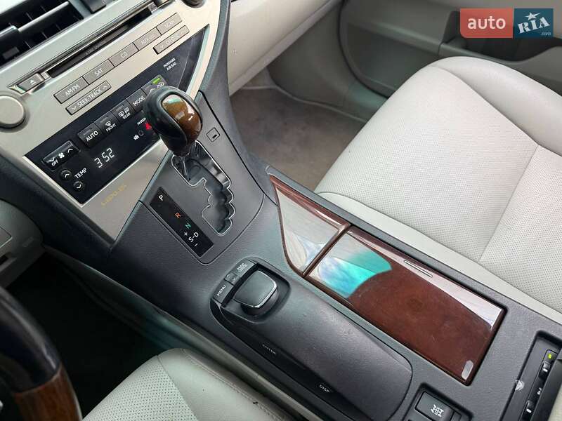 Внедорожник / Кроссовер Lexus RX 2010 в Киеве фото 20 Внедорожник / Кроссовер Lexus RX 2010 в Киеве
