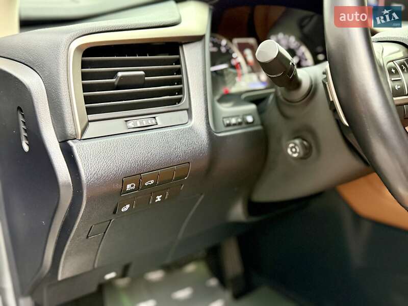 Позашляховик / Кросовер Lexus RX 2021 в Києві