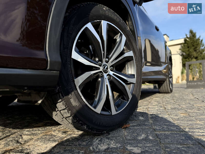 Внедорожник / Кроссовер Lexus RX 2018 в Львове