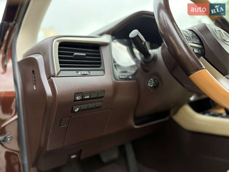 Внедорожник / Кроссовер Lexus RX 2018 в Львове