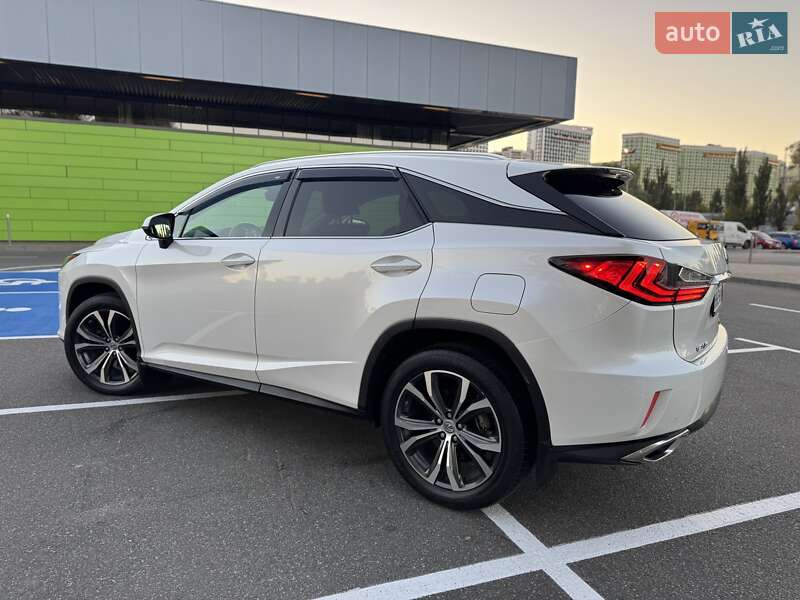 Позашляховик / Кросовер Lexus RX 2016 в Києві