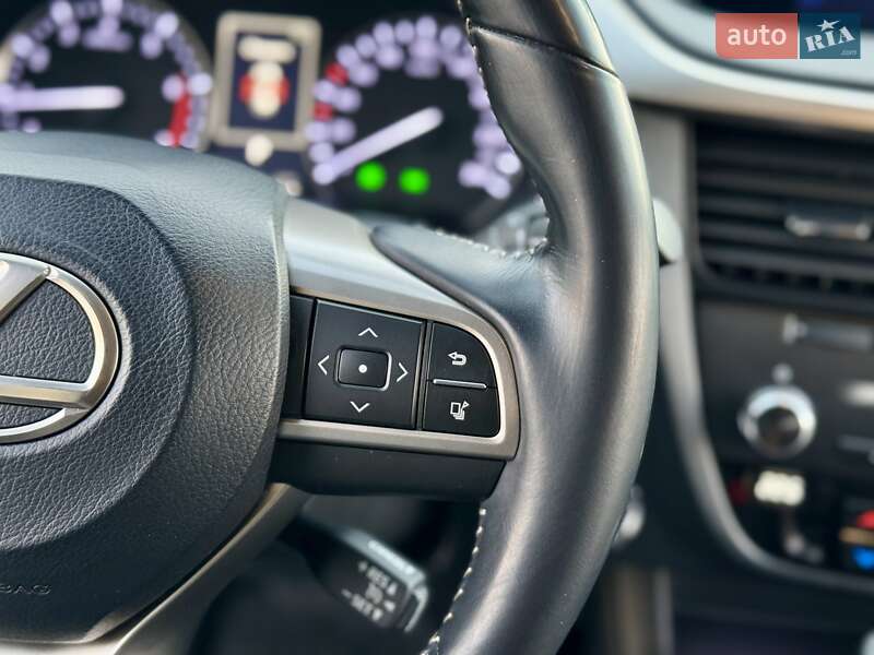 Позашляховик / Кросовер Lexus RX 2016 в Києві