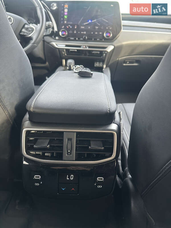 Позашляховик / Кросовер Lexus RX 2023 в Вишневому