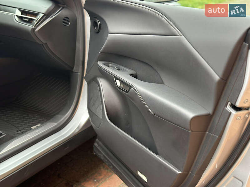 Внедорожник / Кроссовер Lexus RX 2024 в Киеве