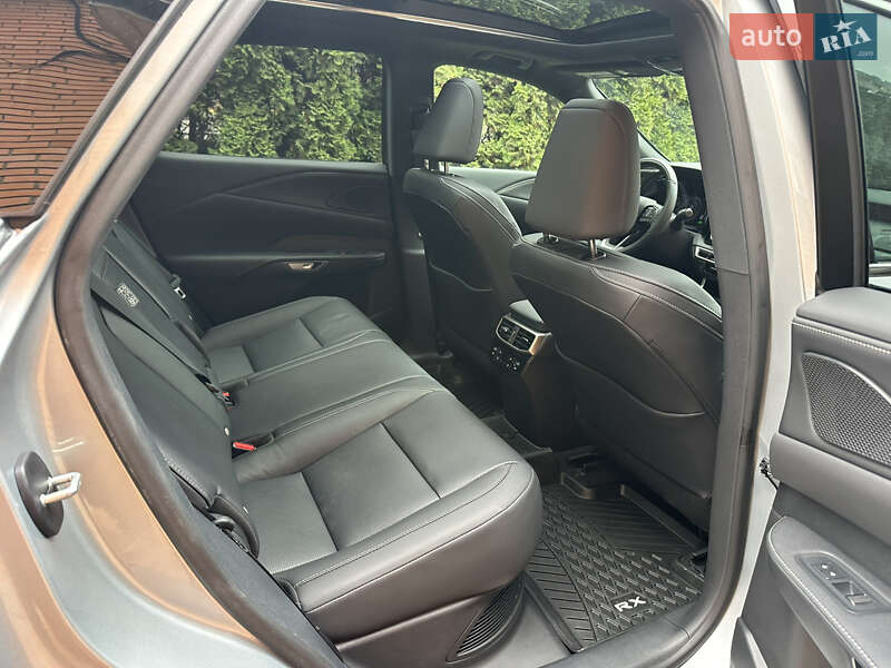Внедорожник / Кроссовер Lexus RX 2024 в Киеве
