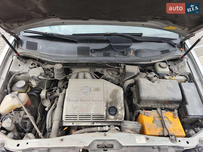 Внедорожник / Кроссовер Lexus RX 2002 в Днепре