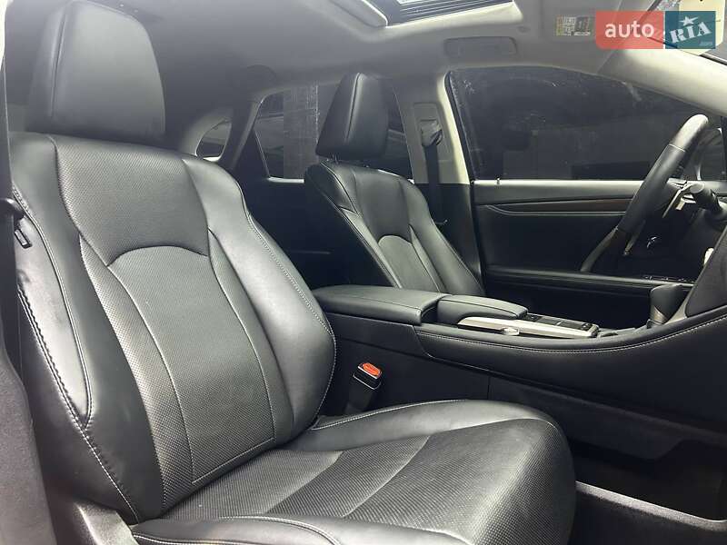 Внедорожник / Кроссовер Lexus RX 2022 в Черновцах