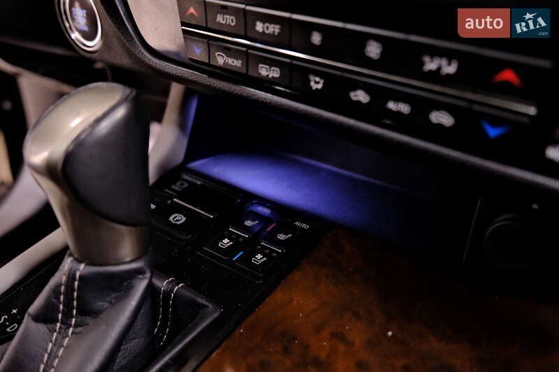 Внедорожник / Кроссовер Lexus RX 2017 в Одессе