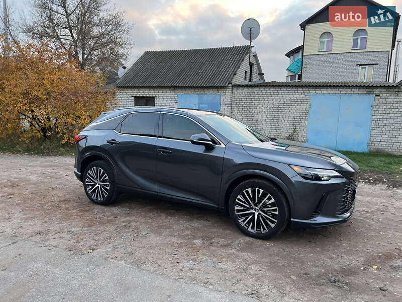 Lexus RX 2024