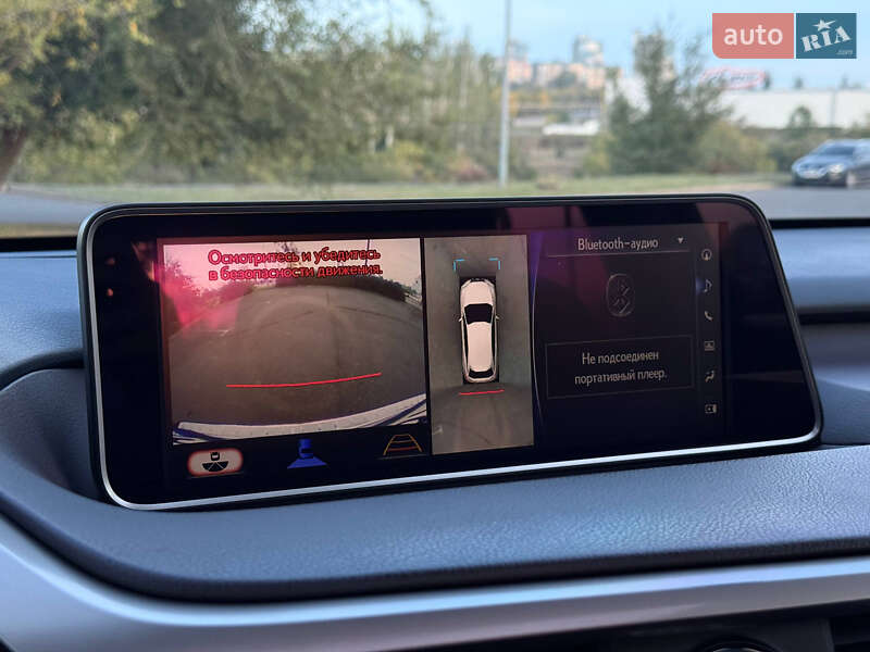 Позашляховик / Кросовер Lexus RX 2017 в Києві