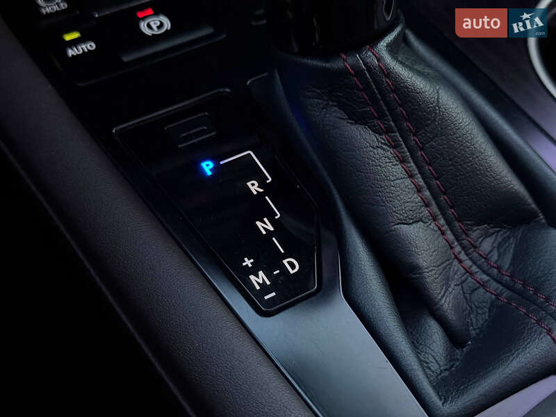 Позашляховик / Кросовер Lexus RX 2017 в Києві