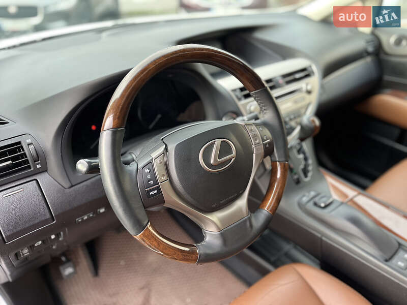 Внедорожник / Кроссовер Lexus RX 2014 в Белой Церкви