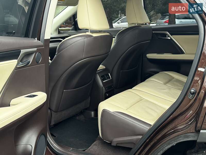 Позашляховик / Кросовер Lexus RX 2016 в Трускавці