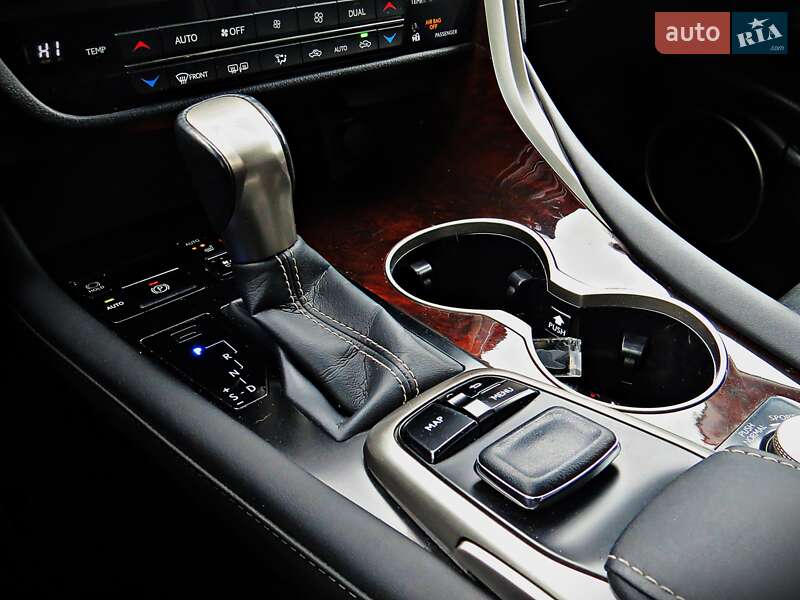 Позашляховик / Кросовер Lexus RX 2018 в Черкасах