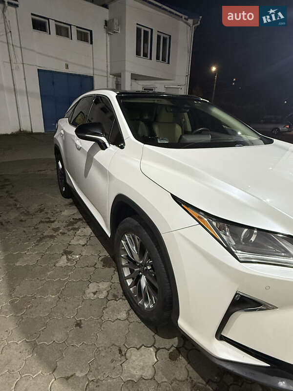 Позашляховик / Кросовер Lexus RX 2016 в Чернівцях