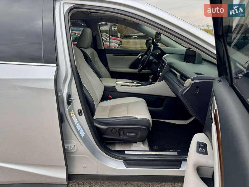 Внедорожник / Кроссовер Lexus RX 2017 в Киеве