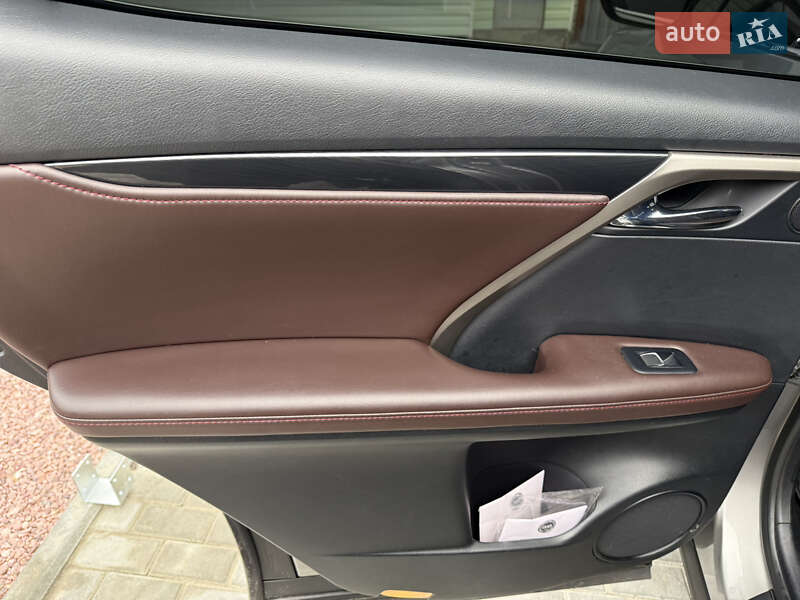 Внедорожник / Кроссовер Lexus RX 2019 в Днепре фото 14 Внедорожник / Кроссовер Lexus RX 2019 в Днепре