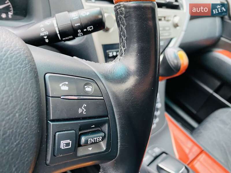 Внедорожник / Кроссовер Lexus RX 2010 в Харькове