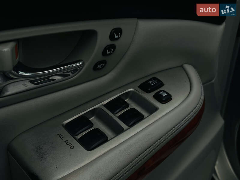 Позашляховик / Кросовер Lexus RX 2005 в Харкові