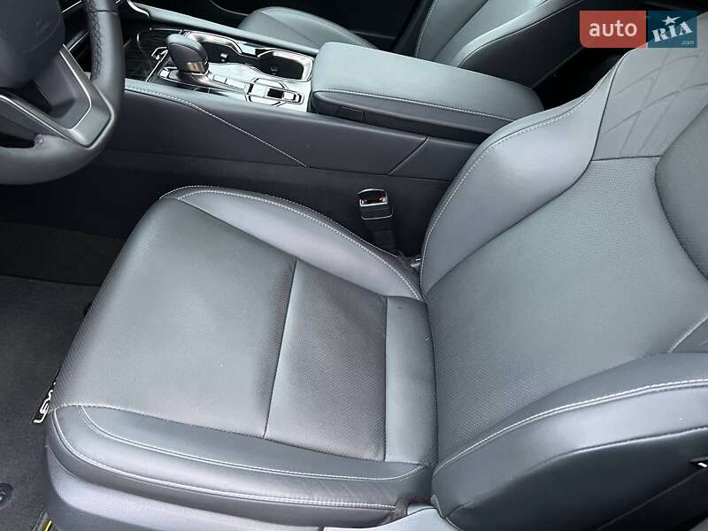 Внедорожник / Кроссовер Lexus RX 2024 в Костополе