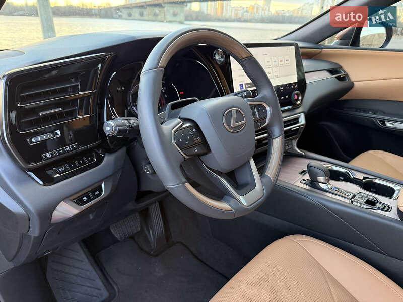 Внедорожник / Кроссовер Lexus RX 2023 в Киеве