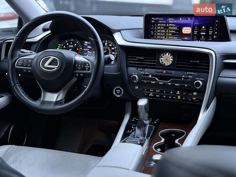 Позашляховик / Кросовер Lexus RX 2018 в Києві фото 2 Позашляховик / Кросовер Lexus RX 2018 в Києві