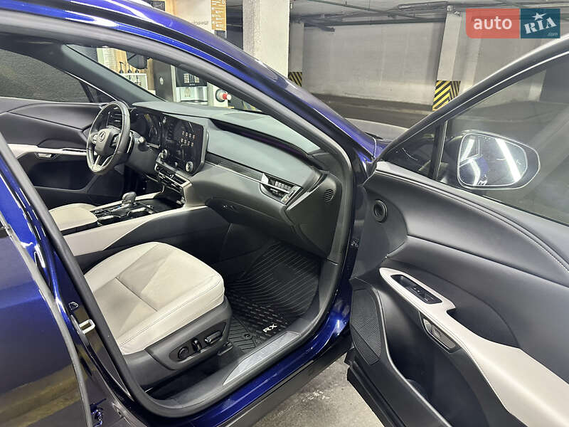 Позашляховик / Кросовер Lexus RX 2024 в Києві