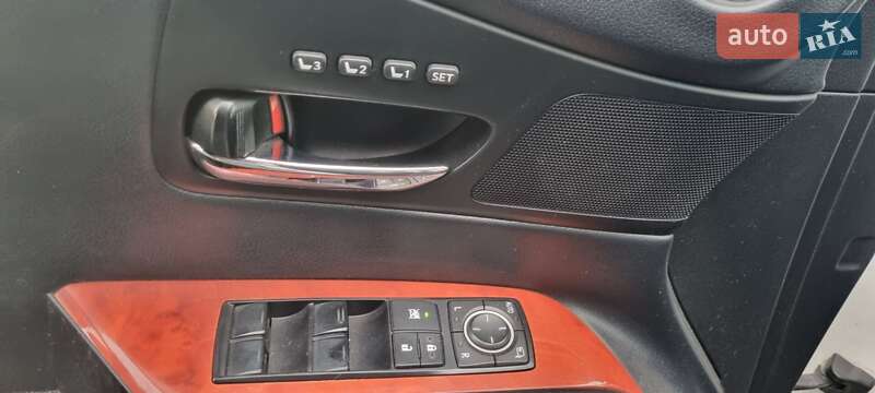 Внедорожник / Кроссовер Lexus RX 2010 в Днепре