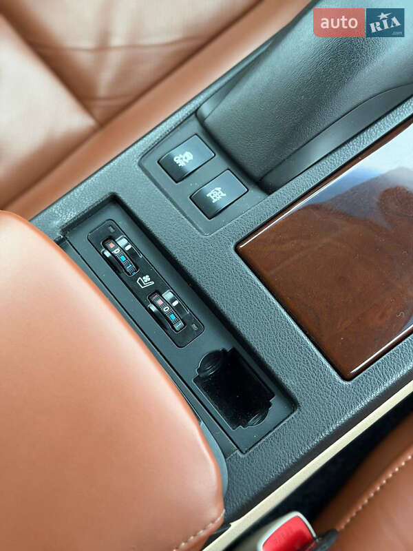 Внедорожник / Кроссовер Lexus RX 2013 в Киеве