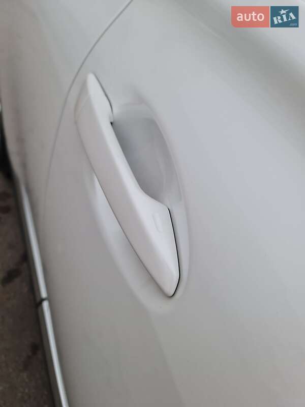 Внедорожник / Кроссовер Lexus RX 2011 в Киеве