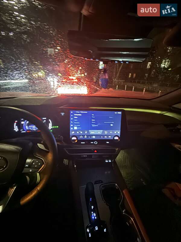 Внедорожник / Кроссовер Lexus RX 2023 в Киеве фото 52 Внедорожник / Кроссовер Lexus RX 2023 в Киеве