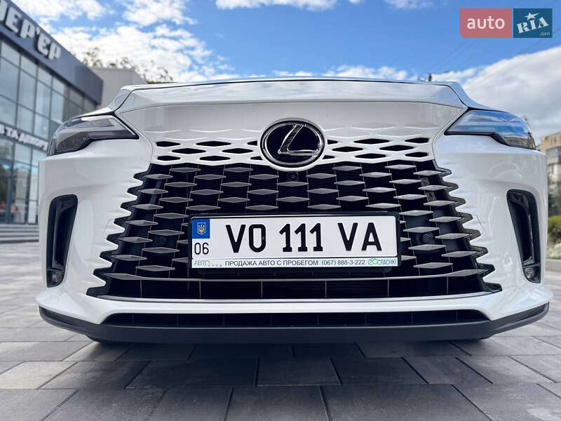 Внедорожник / Кроссовер Lexus RX 2024 в Киеве