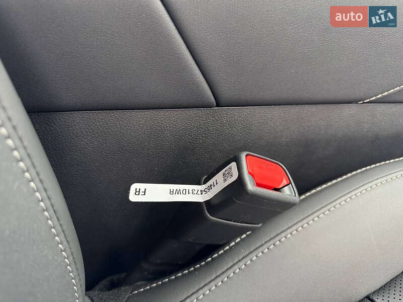 Внедорожник / Кроссовер Lexus RX 2024 в Киеве