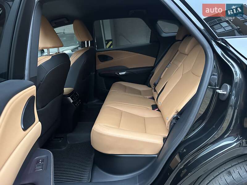 Внедорожник / Кроссовер Lexus RX 2023 в Киеве фото 40 Внедорожник / Кроссовер Lexus RX 2023 в Киеве
