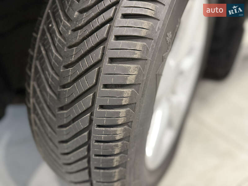 Внедорожник / Кроссовер Lexus RX 2005 в Одессе