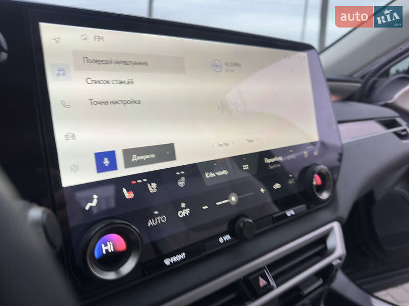 Внедорожник / Кроссовер Lexus RX 2025 в Виннице