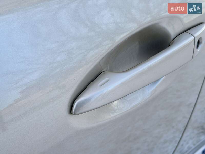 Позашляховик / Кросовер Lexus RX 2011 в Києві